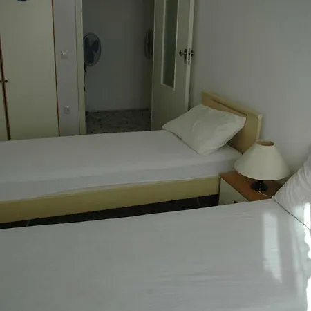 Casa Vacanza * La Caletta
